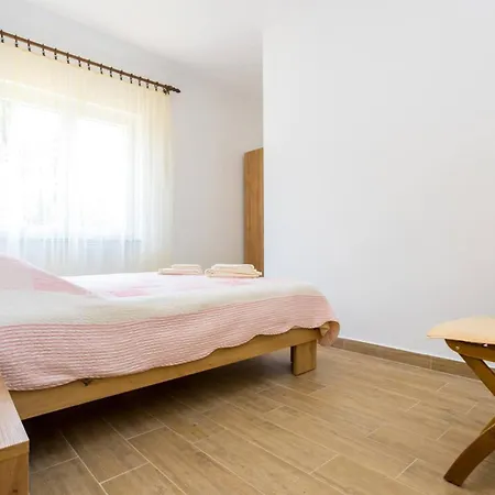 Andjelko G Apartment *